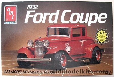 AMT 1/25 1932 Ford Coupe 3 In 1 - Drag / Custom / Stock, 6578 plastic model kit